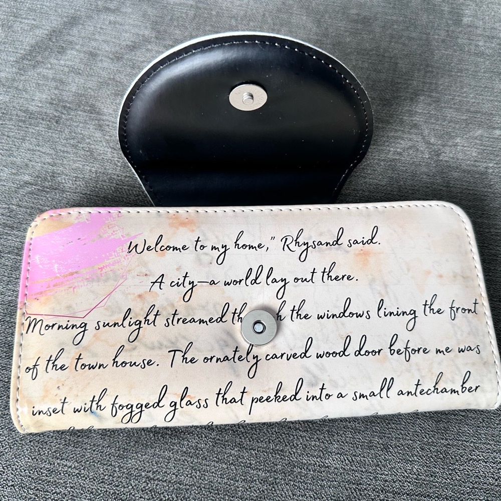 ACOTAR Wallet - Picture 2 of 5